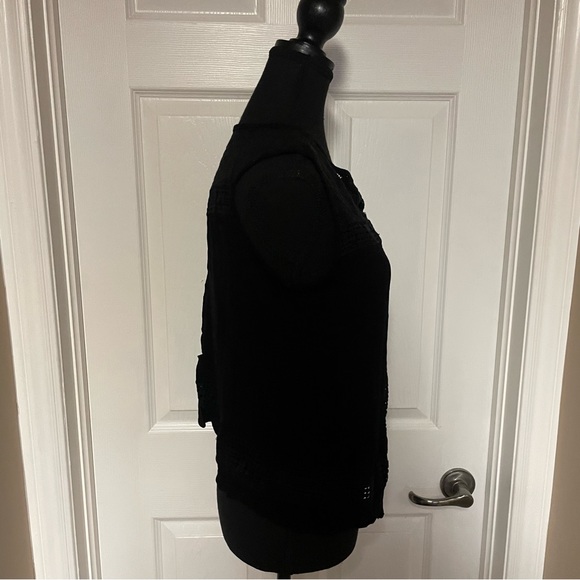 Throw - Picture 6 of 6